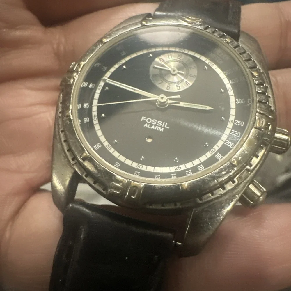 Fossil new battery